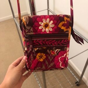VERA BRADLEY crossbody